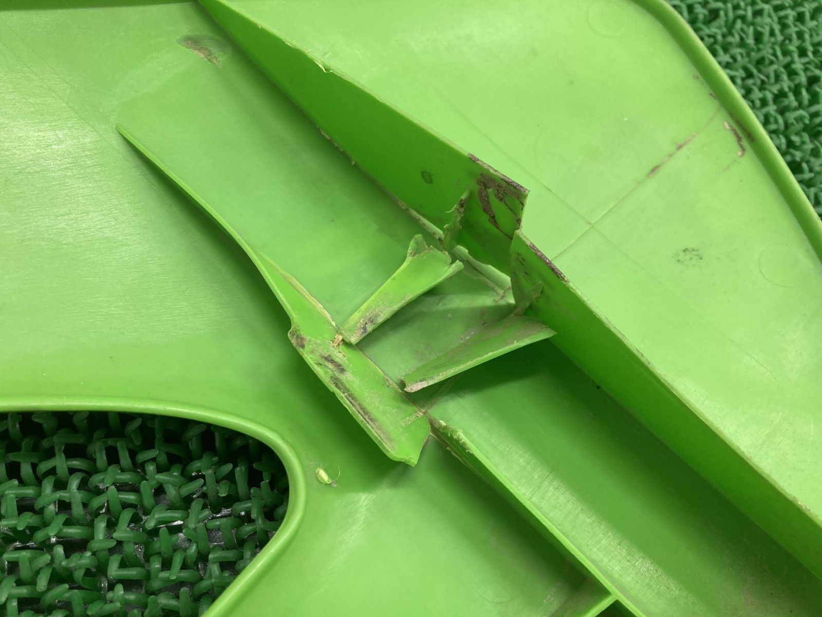 たっち KX85 シュラウド 左 緑 49089-1146 カワサキ 純正 中古 バイク