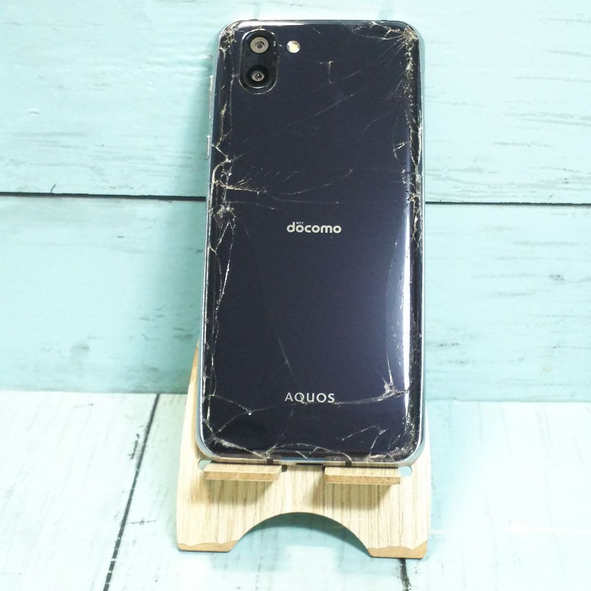 送料無料】docomo AQUOS R2 SH-03K Premium Black [訳あり] 本体 白ロム SIMロック解除済み SIMフリー  675597 - メルカリ