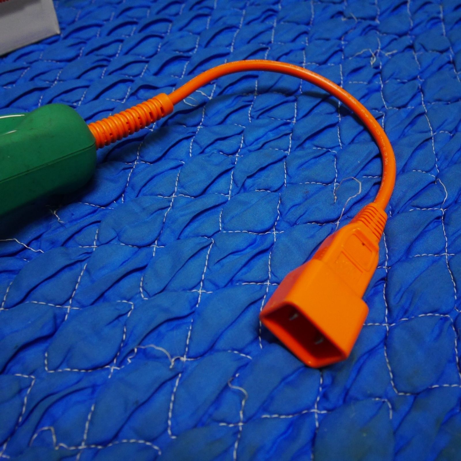 バリカン MUH2651