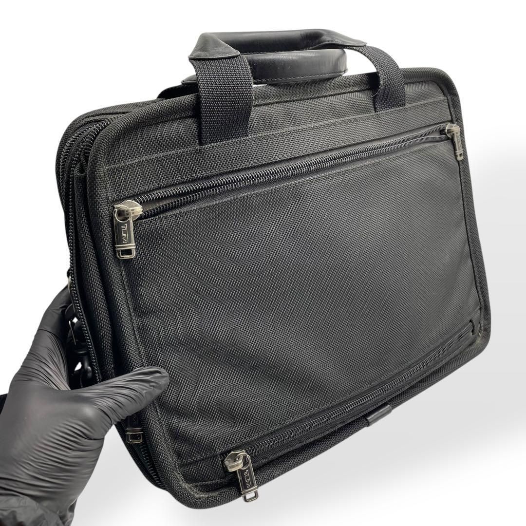 TUMI ビジネスバッグ　26114DH TUMI トゥミ ALPHA 26114DH コンパクト・ラージスクリーン