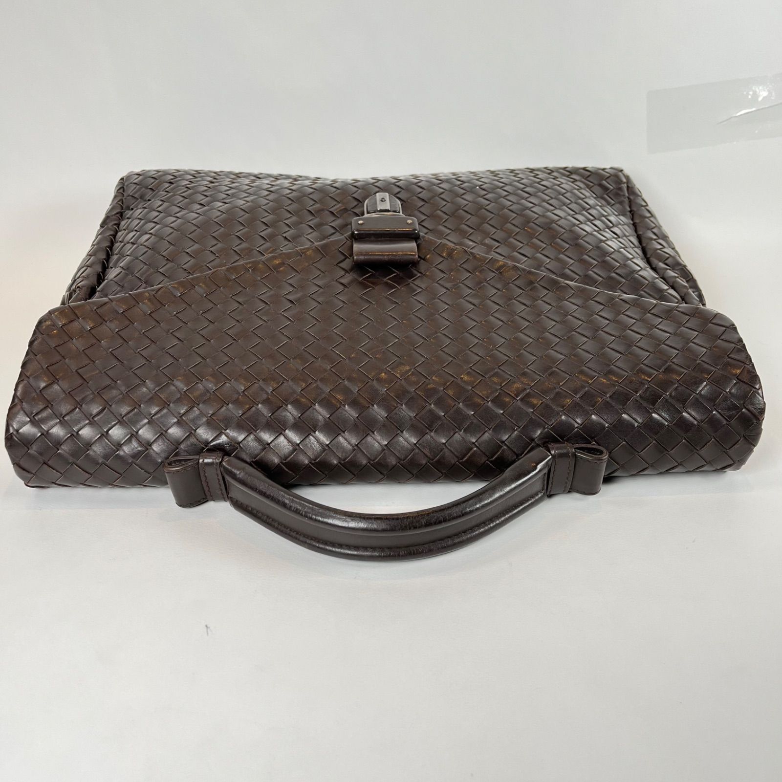 鍵欠品 BOTTEGA VENETA ボッテガヴェネタ イントレチャート レザー