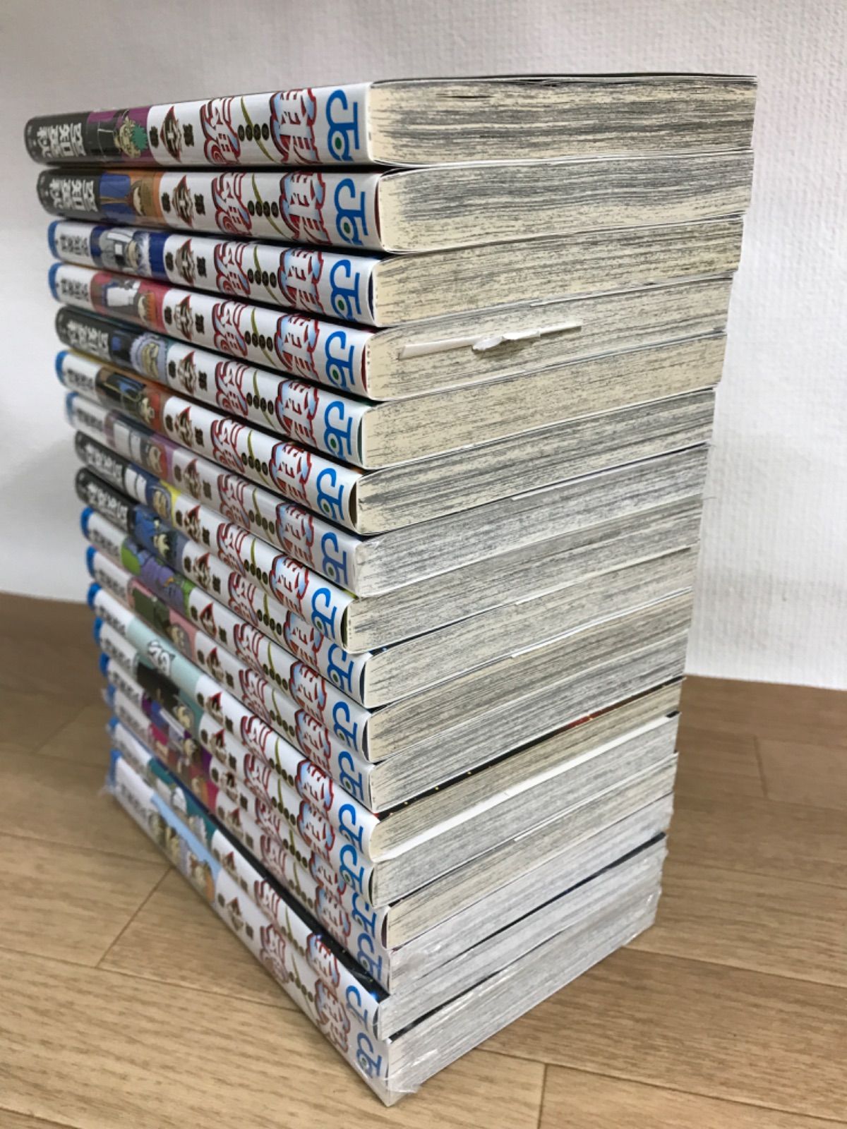 銀魂　１〜77巻（全巻セット）➕関連本２冊、クリアファイル 銀魂 1〜77巻（全巻セット）➕関連本2冊、クリアファイル