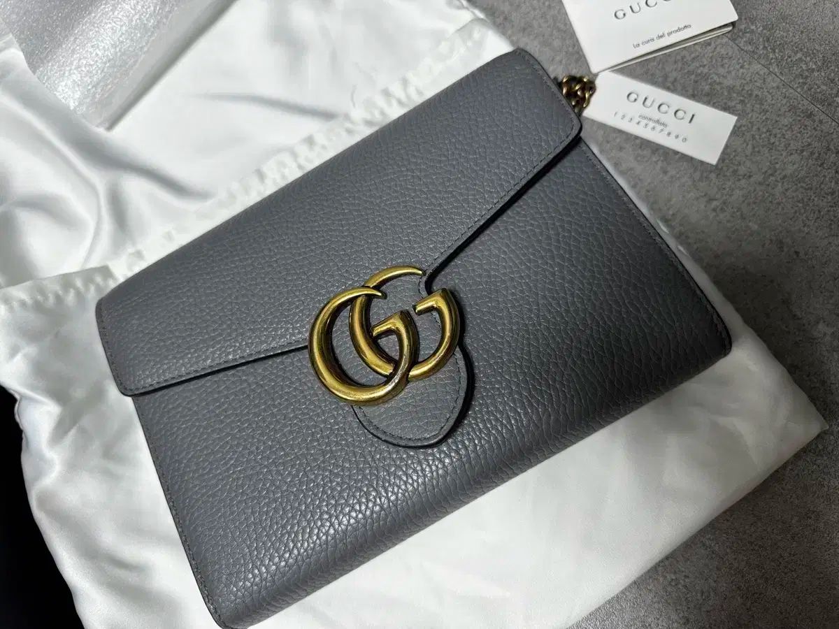 GUCCI グッチ マーモント woc チェーンウォレット グレー