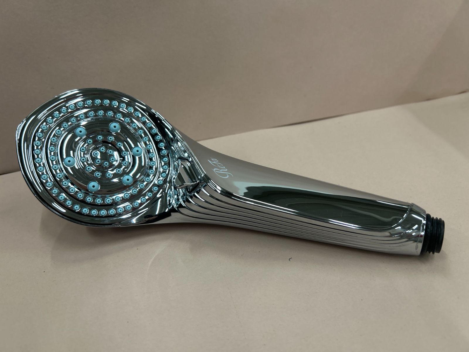 ReFaリファ シャワーヘッドU シルバー ホワイト ReFa FINE BUBBLE U