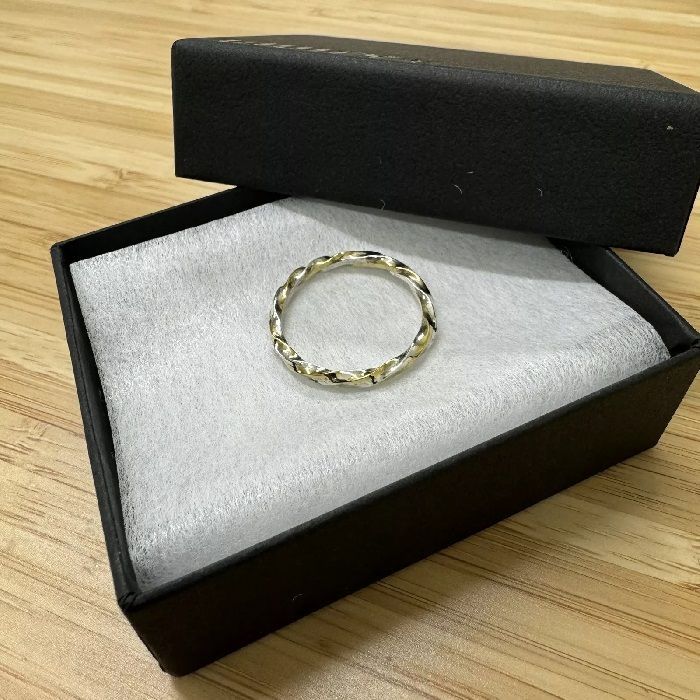VIVIFY Silver x Brass Spiral Ring 23号 - メルカリ