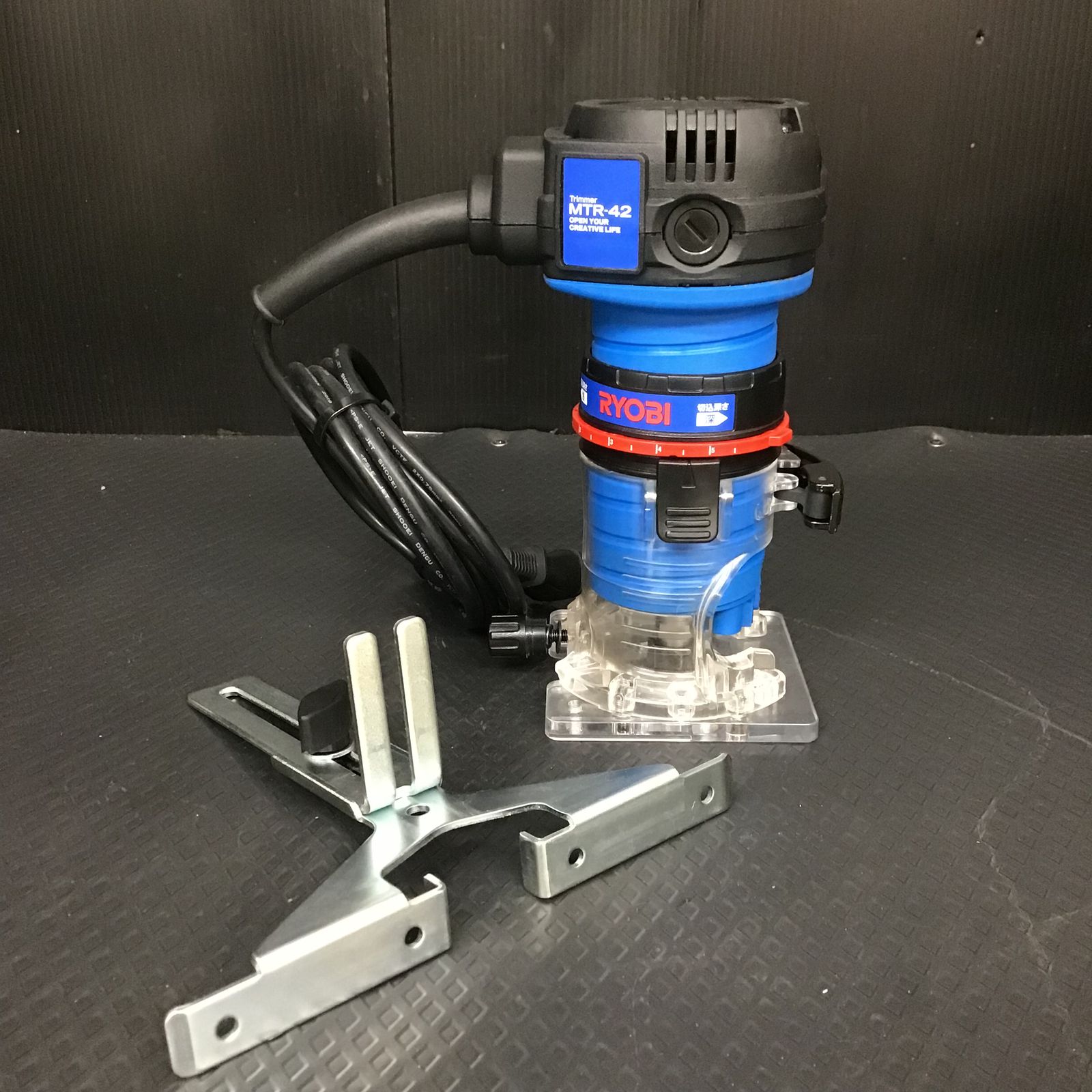 RYOBI トリマ TRE-40 ビットセット24pcs 美品‼️