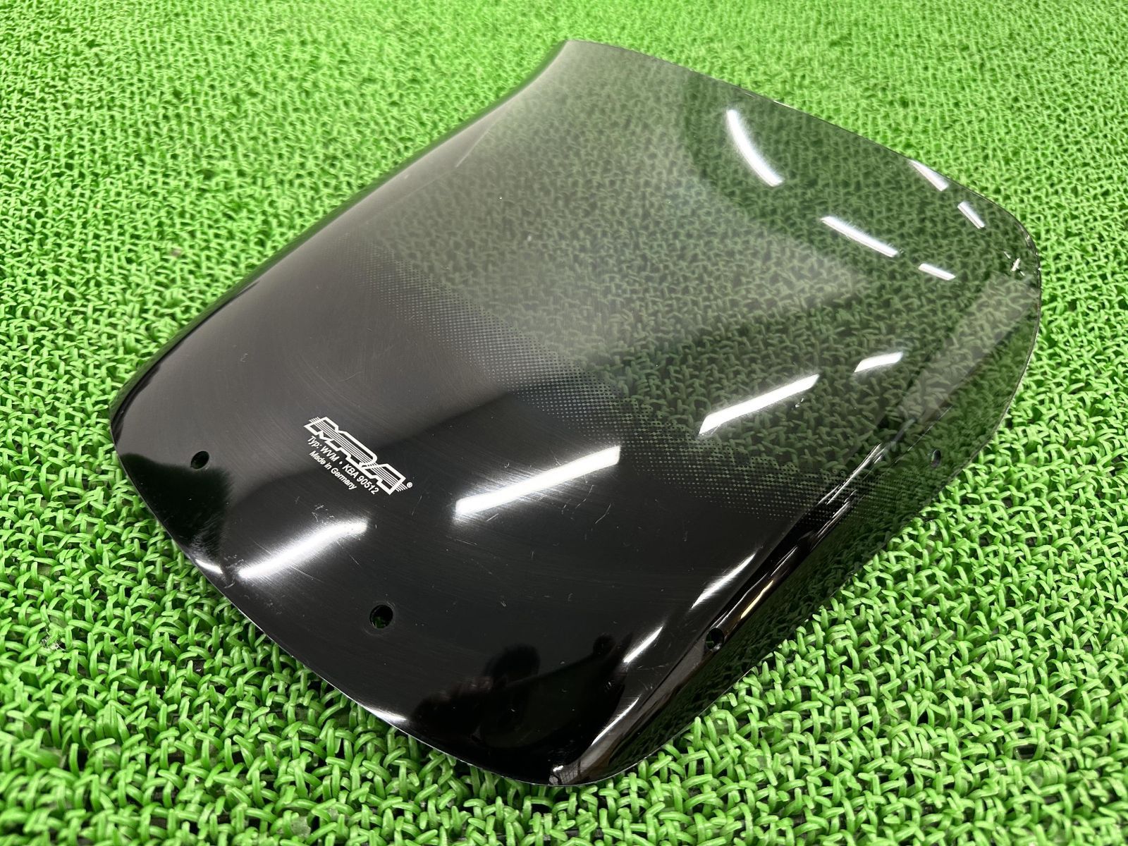 MRA製ZRX1200R スクリーン 社外 中古 バイク 部品 ZRT20A 01302 ZRX1200ダエグ ZRX1100 ZRX400 スモークスポイラースクリーン