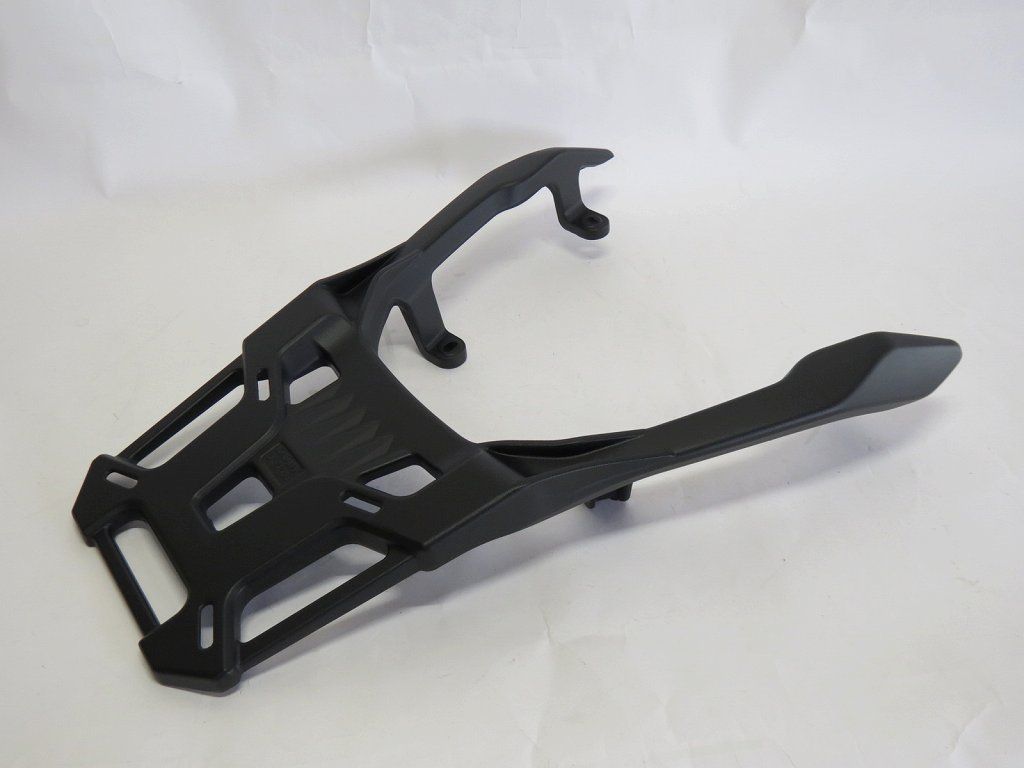 - 65Lリアボックス黒B