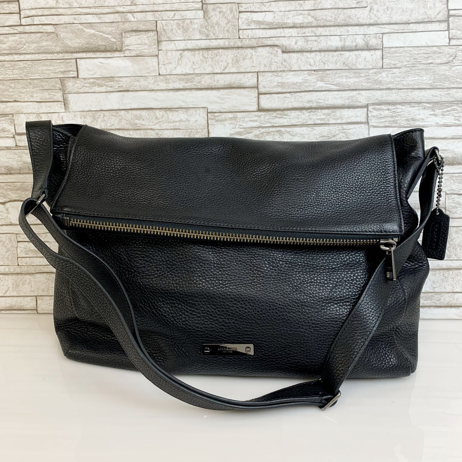 極美品】COACH コーチ ショルダー バッグ メンズ 黒 斜め掛け