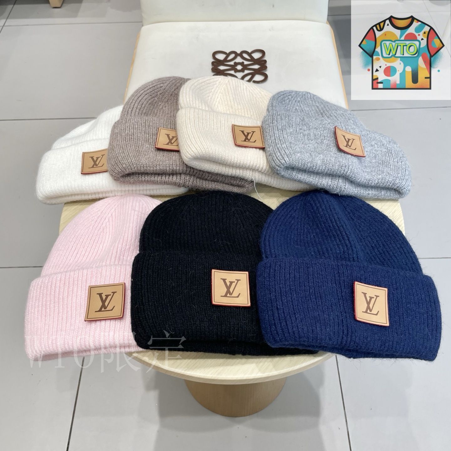 今日WTO】Louis Vuitton Rabbit Fur ニッ-ZO76 - メルカリ