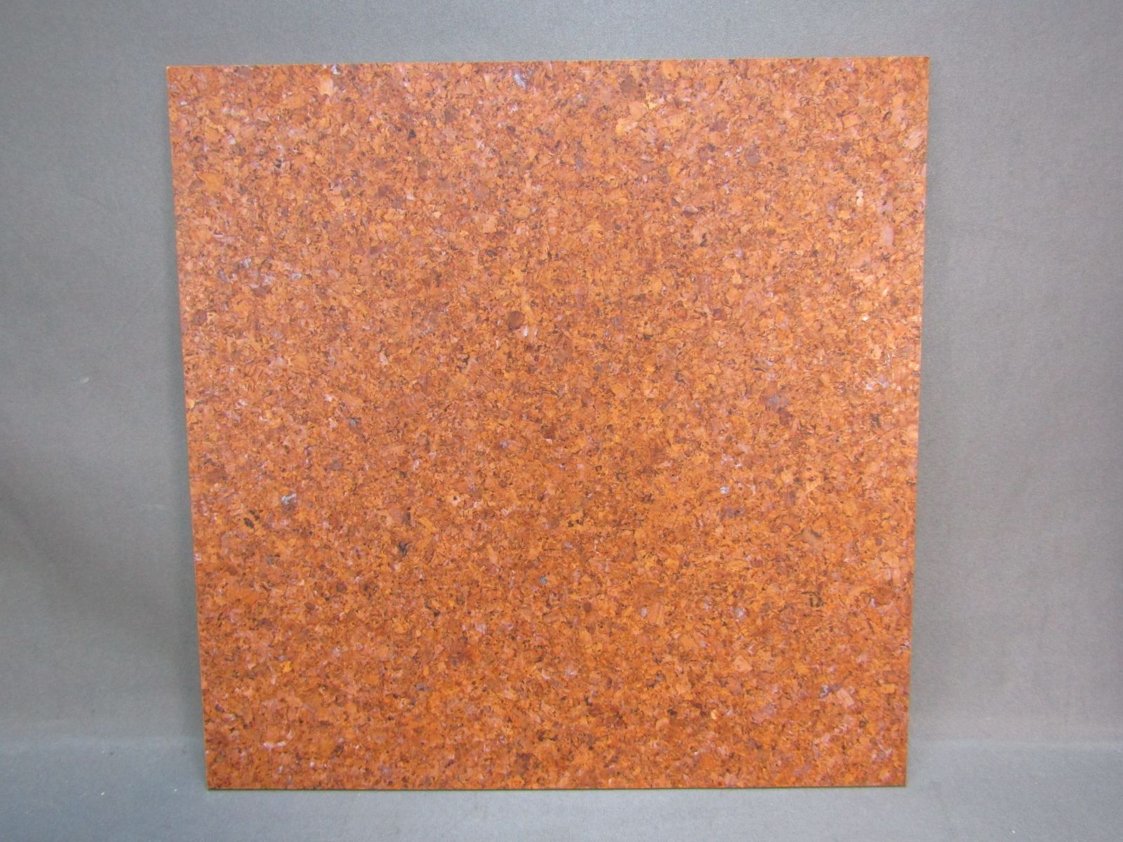コルク床材　24枚　300x300x7mm　建材　コルクボード-1