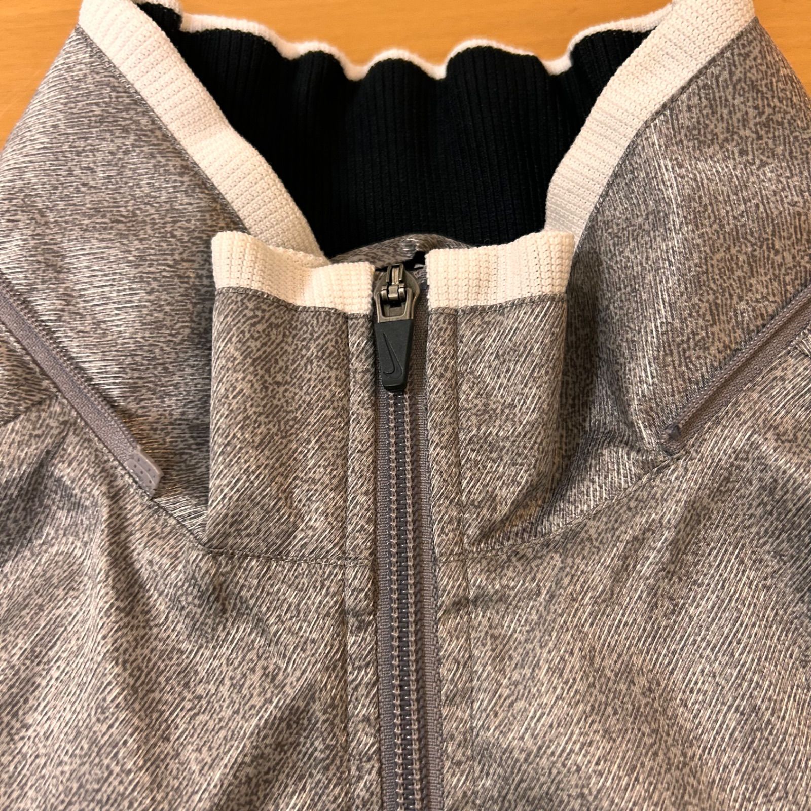 00s NIKE 中綿入り プルオーバー ナイロンジャケット 刺繍Y2K テック 1960266745.jpg?1688373217