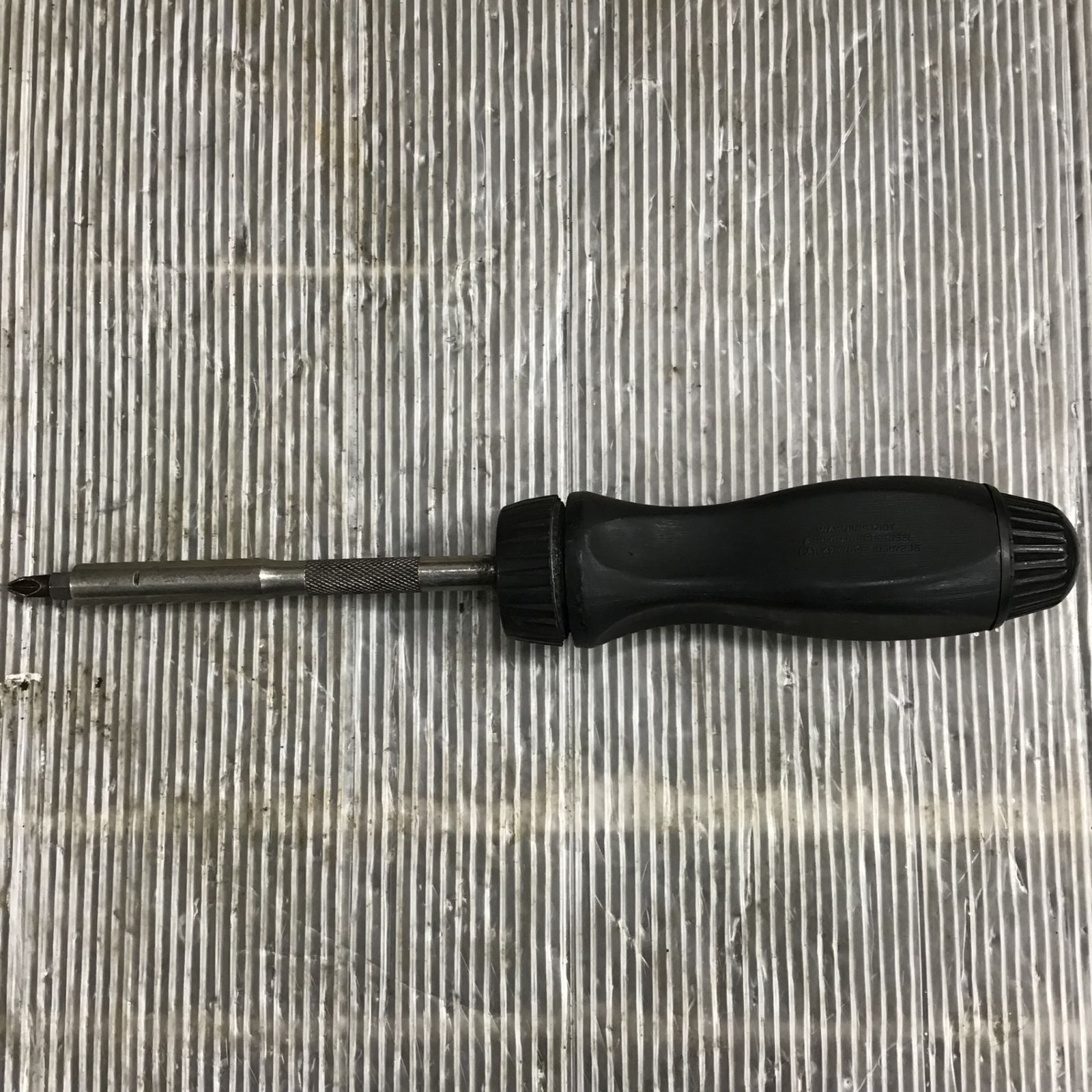 ラチェットドライバー