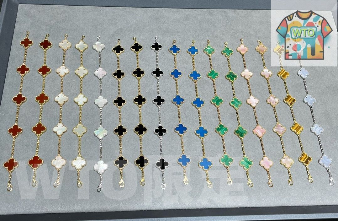 Van Cleef & Arpels 四つ葉ブレスレット Van Cleef & Arpels ゴールド 四つ葉モチーフ ブレスレット