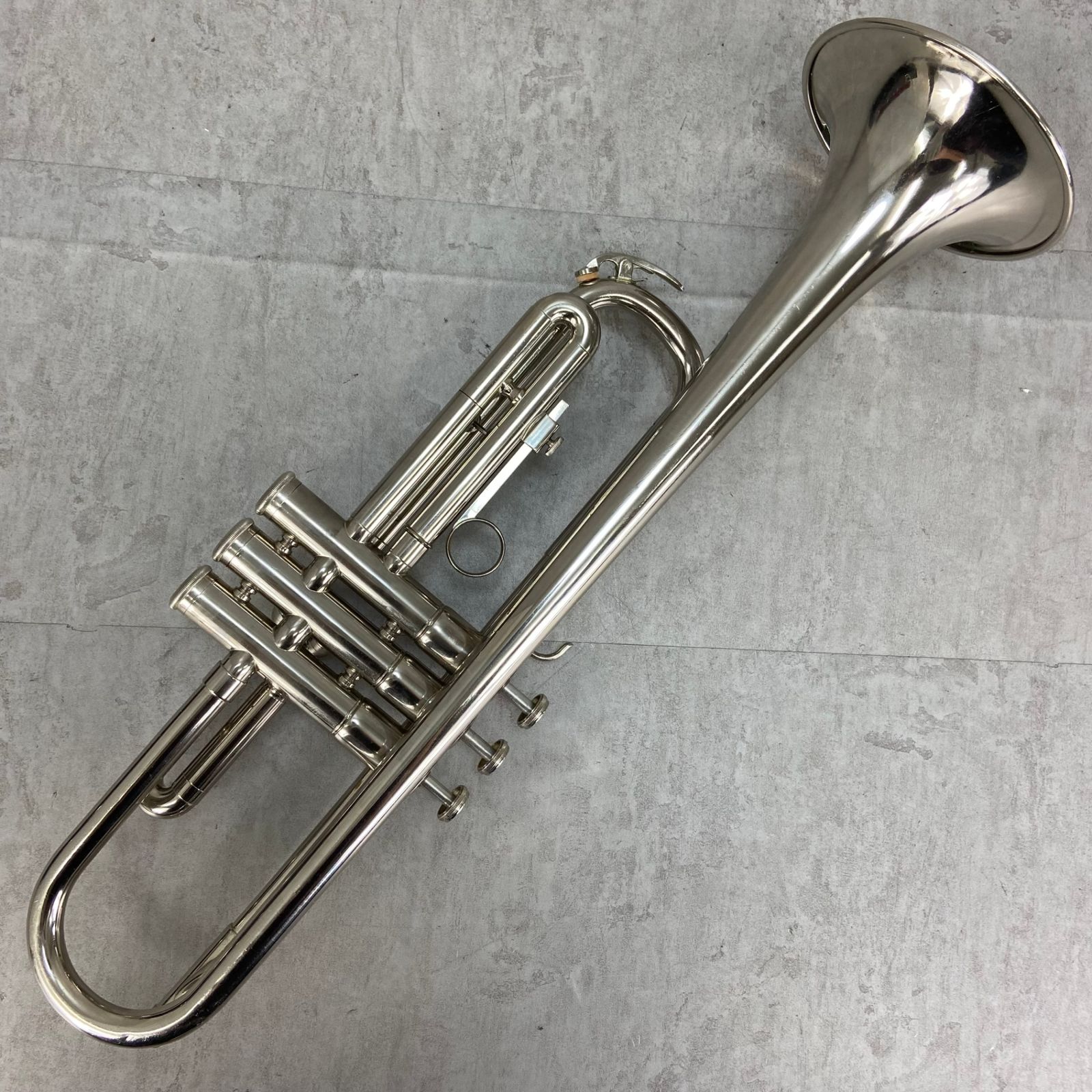 YAMAHA ヤマハ YTR-136 B♭トランペット trumpet 管楽器 Mボア