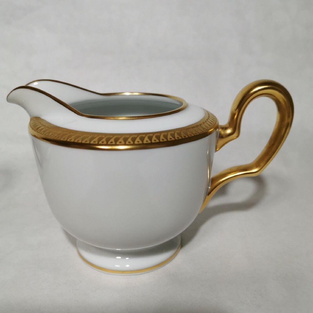 大倉陶園 片葉金蝕 シュガーポット&クリーマー USED美品 大倉陶園 片葉金蝕 シュガーポット&クリーマー USED美品