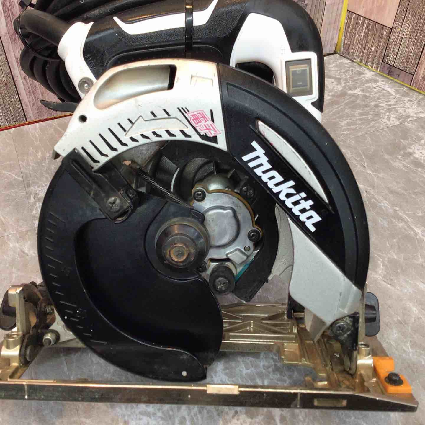 マキタ makita