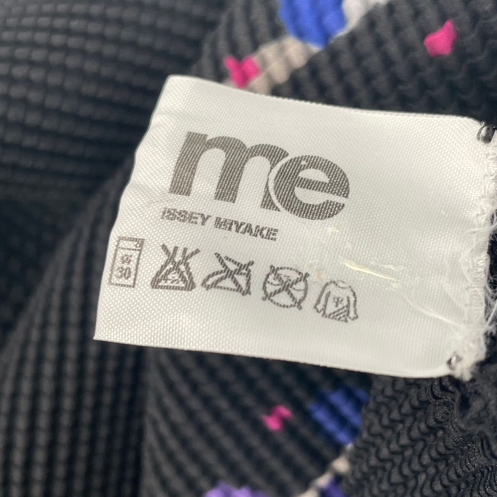 me ISSEY MIYAKE 2019-20秋冬 | 画像24枚 - FASHIONSNAP