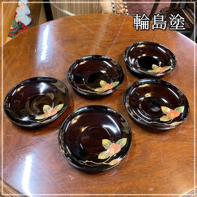 輪島塗五島屋謹製 金蒔絵花の図茶托五客 輪島塗五島屋謹製 金蒔絵花の図茶托五客 工芸品