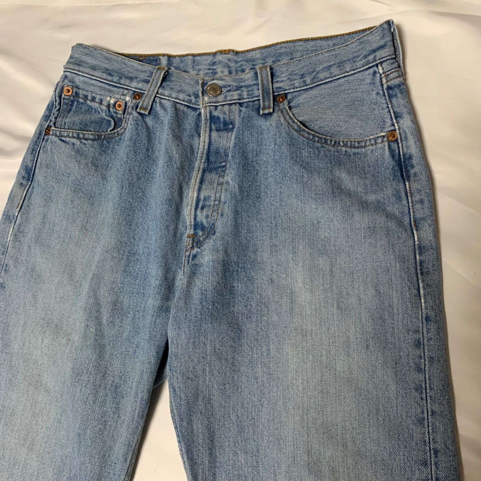 00s Euro Levi