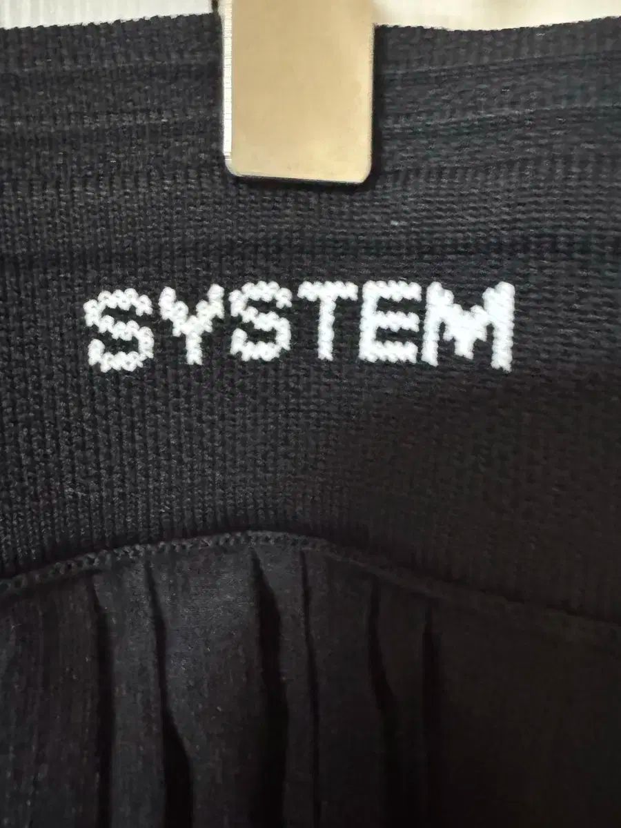 The HANDSOME SYSTEM システム 黒 シャーリング スカート