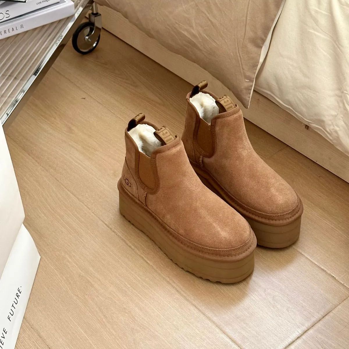 流行に UGG ニューメル UGG ニューメル PLATFORM / 美品 メンズ