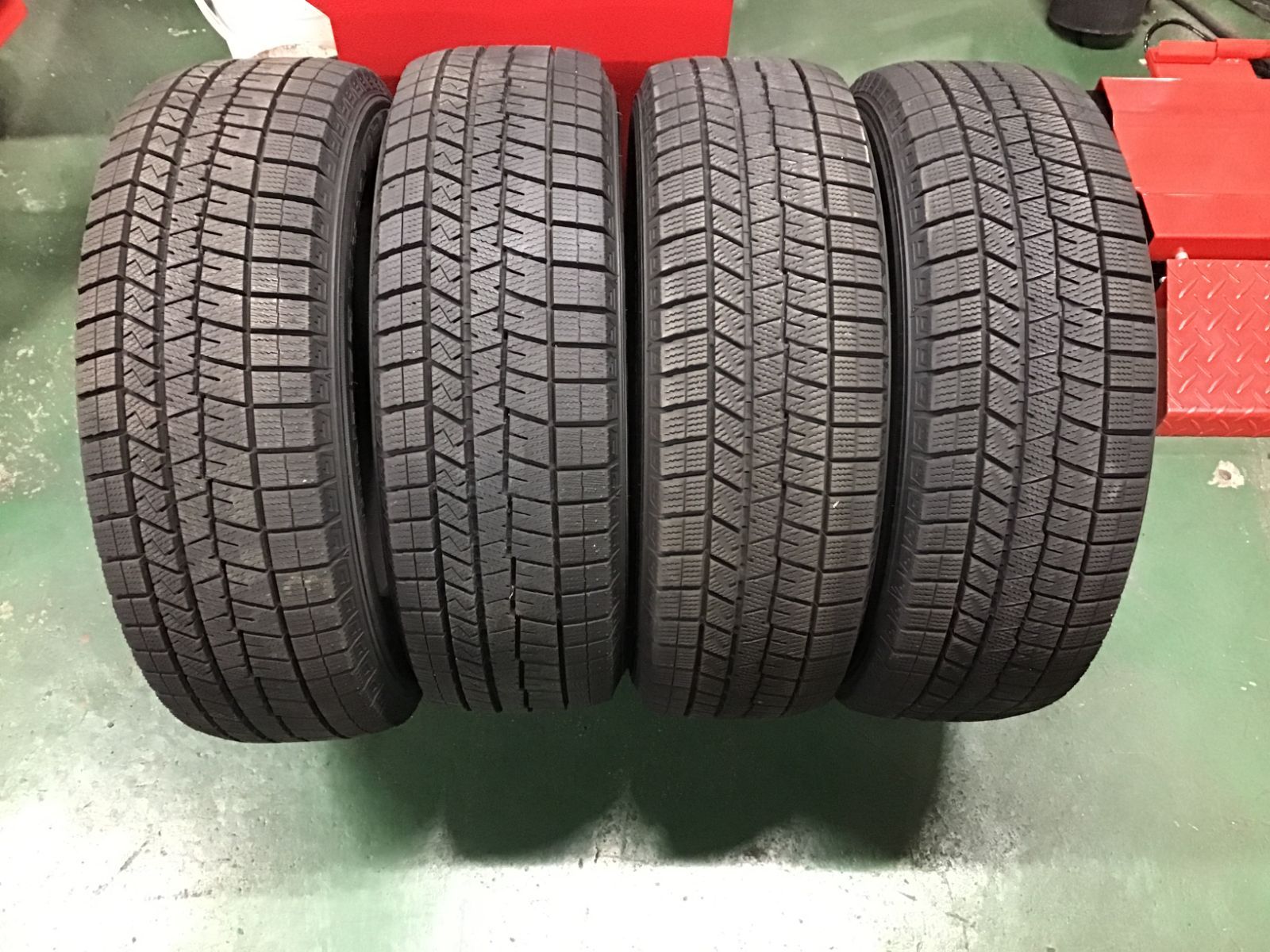 195/65R15 91Q ダンロップ ウインターマックス 03 TRG-BAHN 