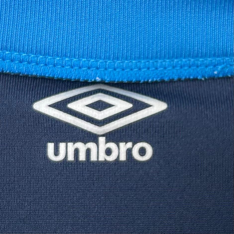 1381◯ umbro tシャツ　スポーツ　130