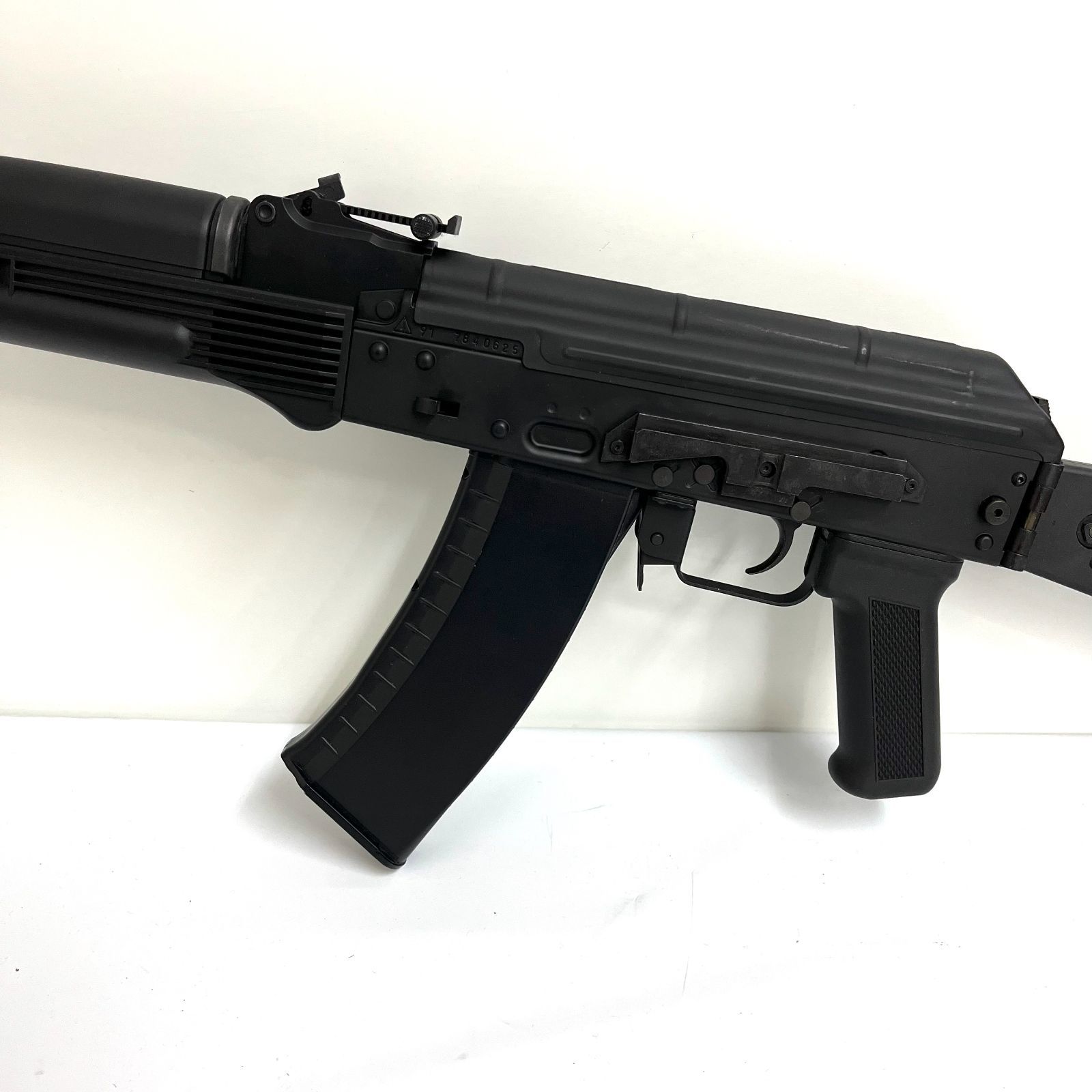 AK47MN