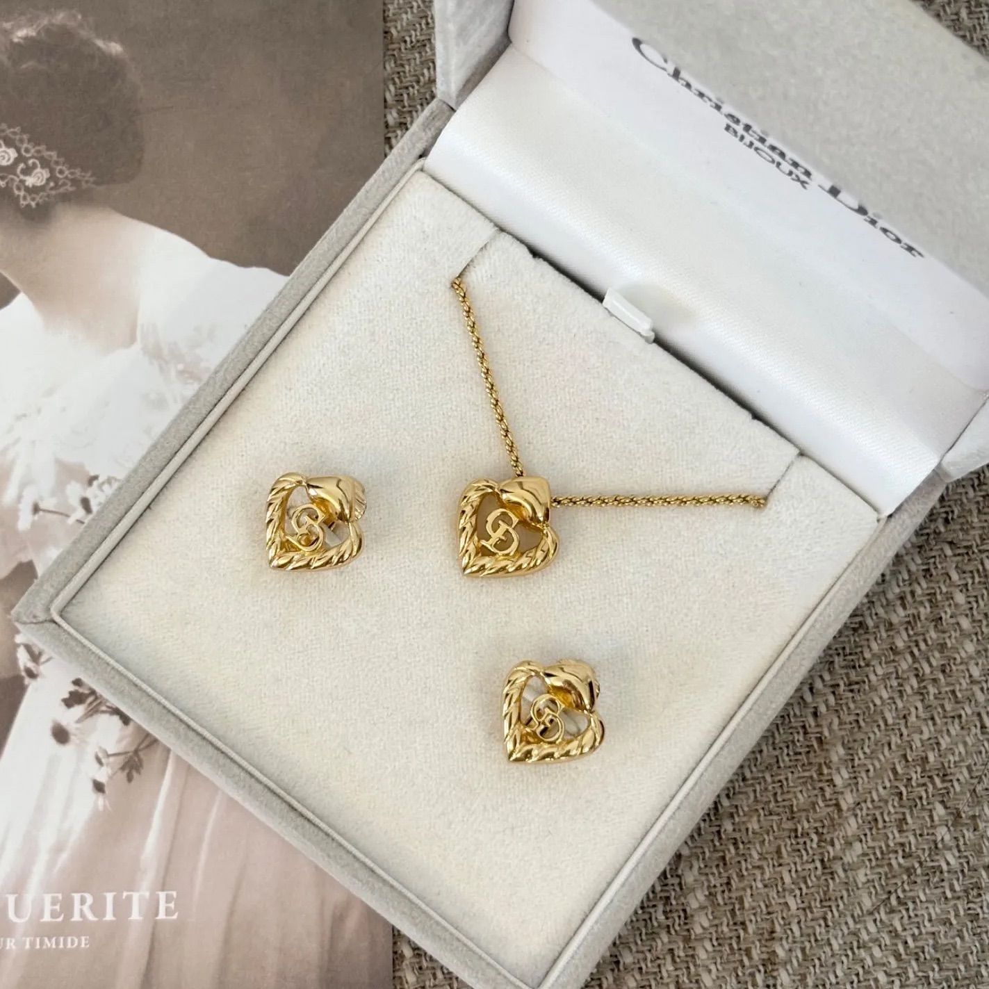 箱付き】【美品】クリスチャンディオールネックレス ピアス イヤリング