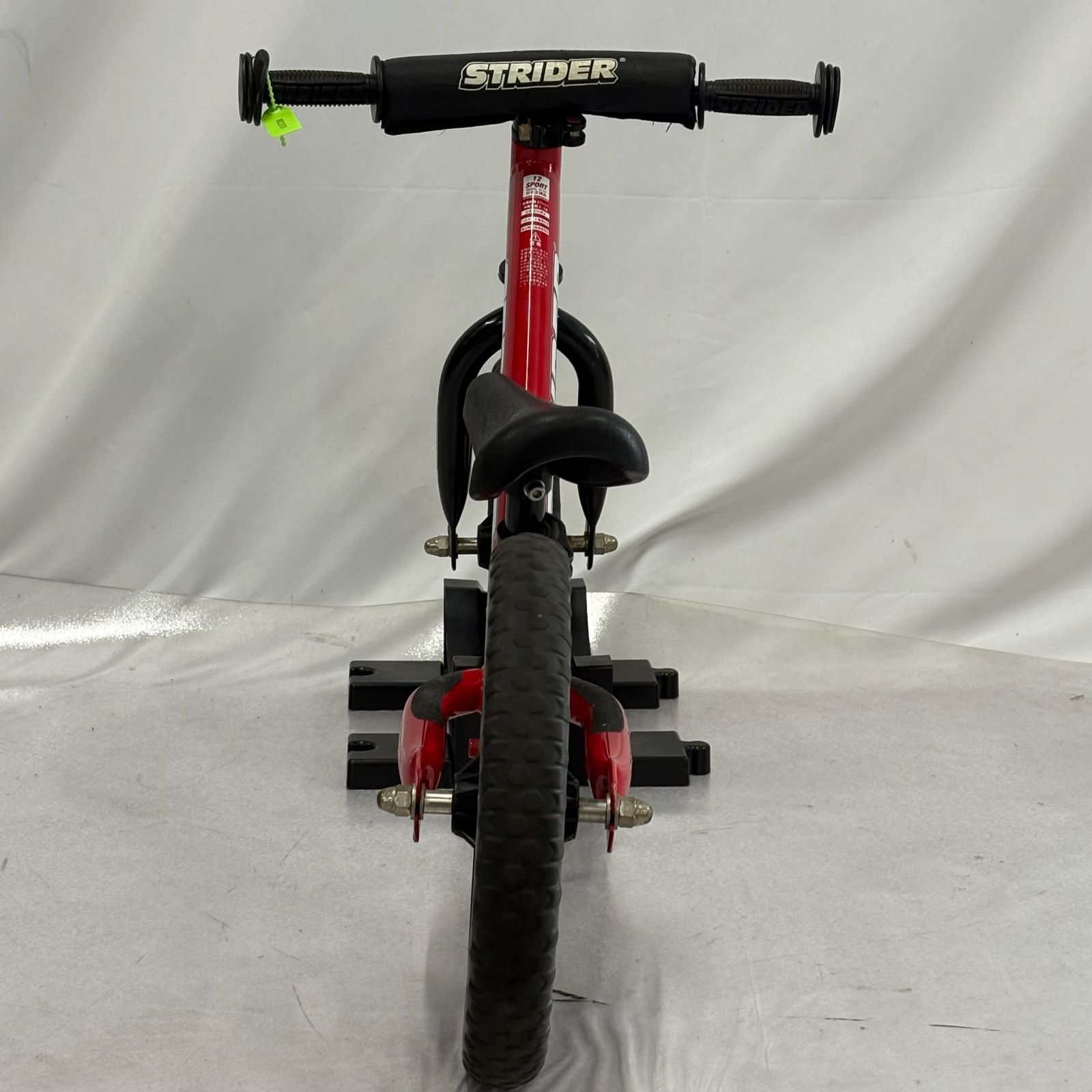 美品 大人気カラー STRIDER ストライダー スポーツ 12インチ