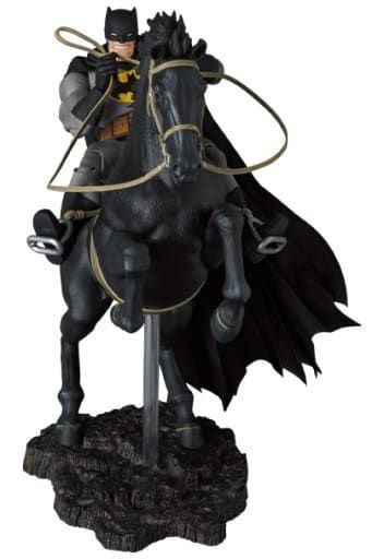 MAFEX BATMAN ＆ HORSE バットマン： ダークナイト・リターンズ