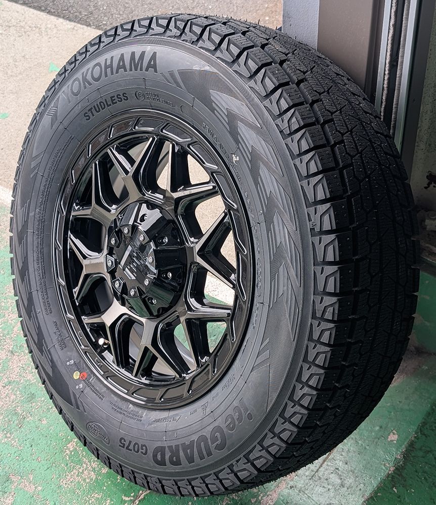 国産スタッドレス LEXXEL InFerno 200系ハイエース レジアスエース ヨコハマ アイスガードG075 215 65R16 LT 車検対応