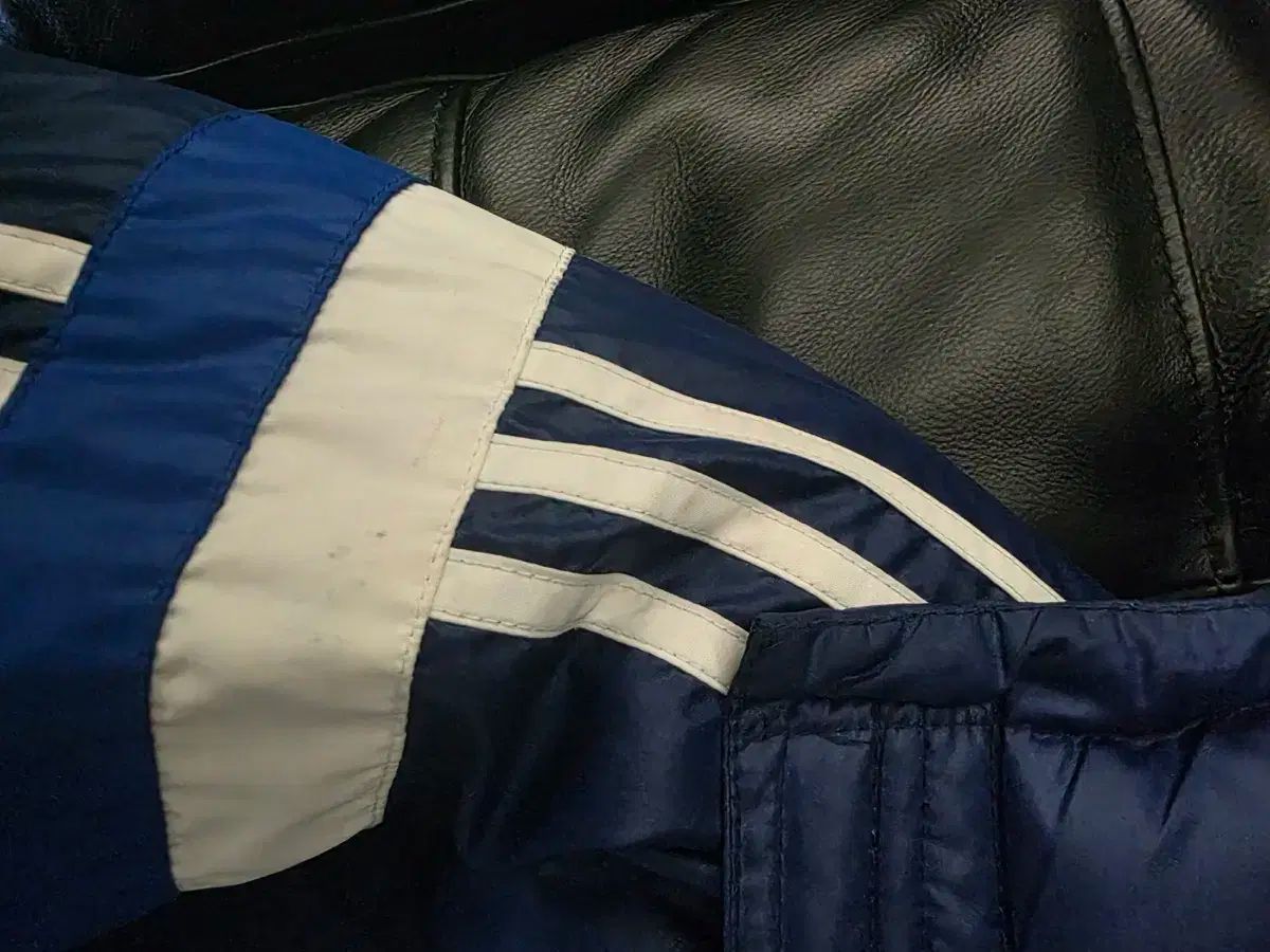 水原三星ブルーウィングス adidas アディダス ダウンジャケット ロング丈 110サイズ LLC-HASEGAWATOSO_COM