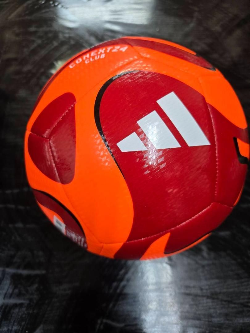 アディダス サッカーボール 5号球機械縫い AF5923OR - メルカリ