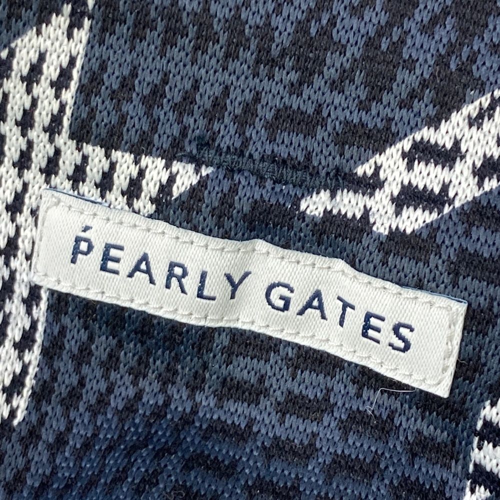 ジップパーカー