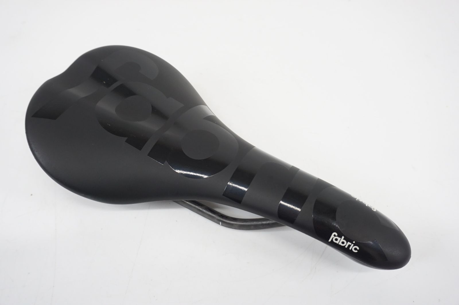 FABRIC 「ファブリック」 SCOOP RADIUS PRO サドル / バイチャリ大宮店