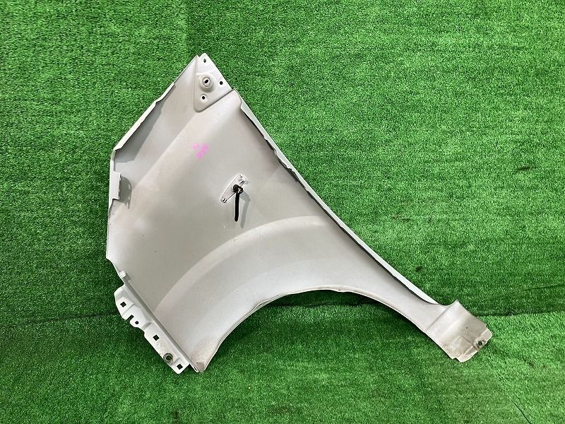 デイズ B46W 右フロントフェンダー X 4WD 63100-7MA2J QBB - メルカリ 