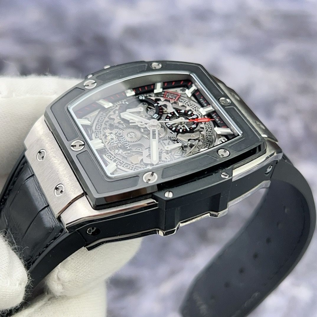 定価1,500,000円‼️メルカリ内最安値‼️HUBLOT 怠け ウブロ 定価1,500,000円‼️メルカリ内最安値‼️HUBLOT 怠け ウブロ