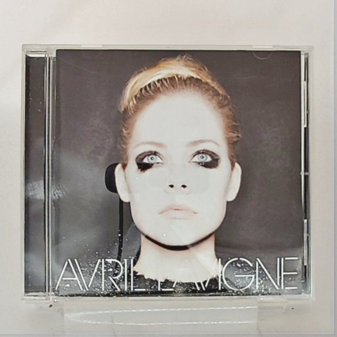 匿名配送：海外直輸入 新品未使用・公式 Avril Lavigne Foodie 国内盤☆アヴリル・ラヴィーン/Avril Lavigne□ アヴリル