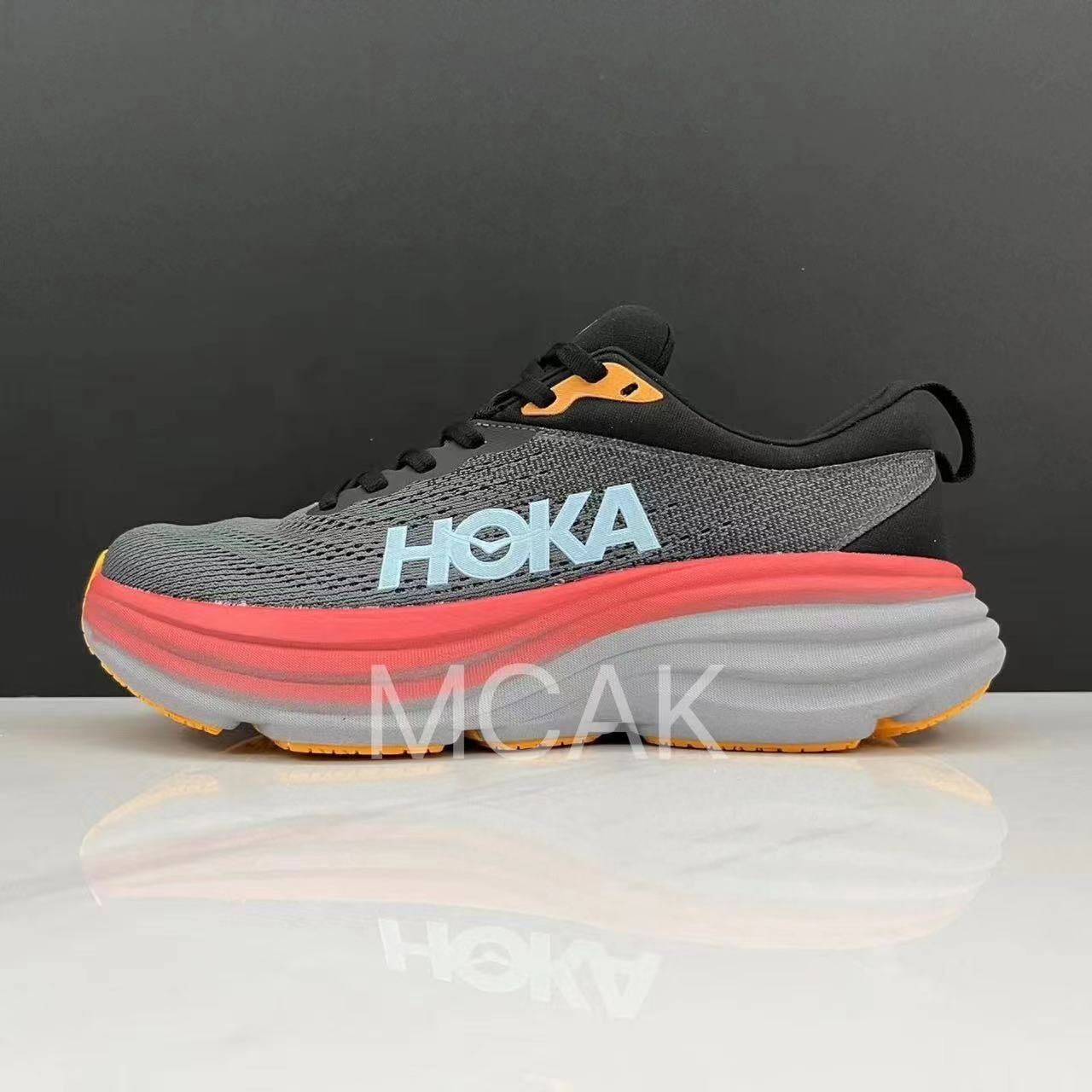 HOKA ONE ONE BONDI 8 ホカオネオネ ボンダイ8 ランニングシューズ スニーカー 軽量 耐久性 レディース