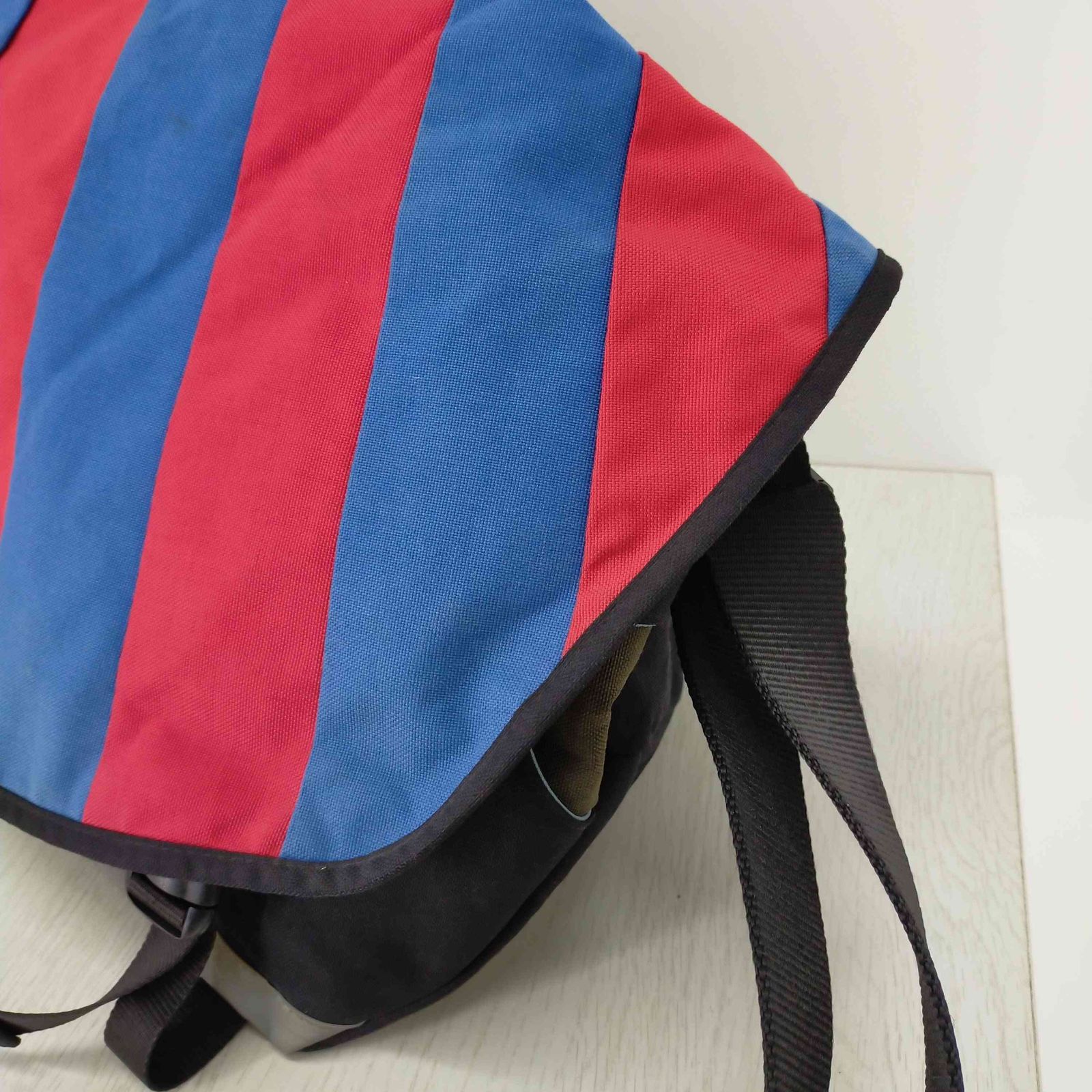 【美品】クランプラー　メッセンジャーバッグ 2025年最新】CRUMPLER メッセンジャーバッグの人気アイテム