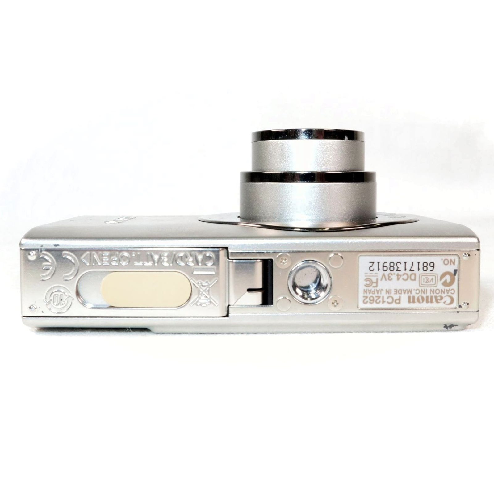 ジャンク コンパクトカメラ CANON IXY DIGITAL 25 IS シルバー キヤノン k2650 ジャンク コンパクトカメラ CANON IXY DIGITAL 25 IS シルバー