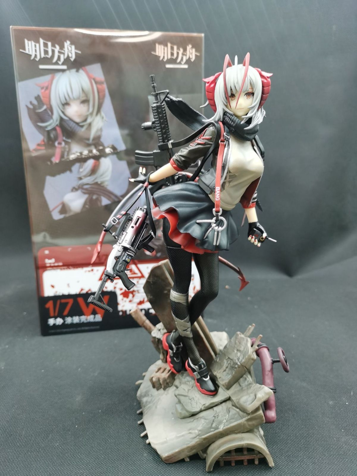 【アークナイツ】W（ダブリュー） 1/7スケール 武装美少女 PVC塗装済み完成品フィギュア ボックス付き 美品