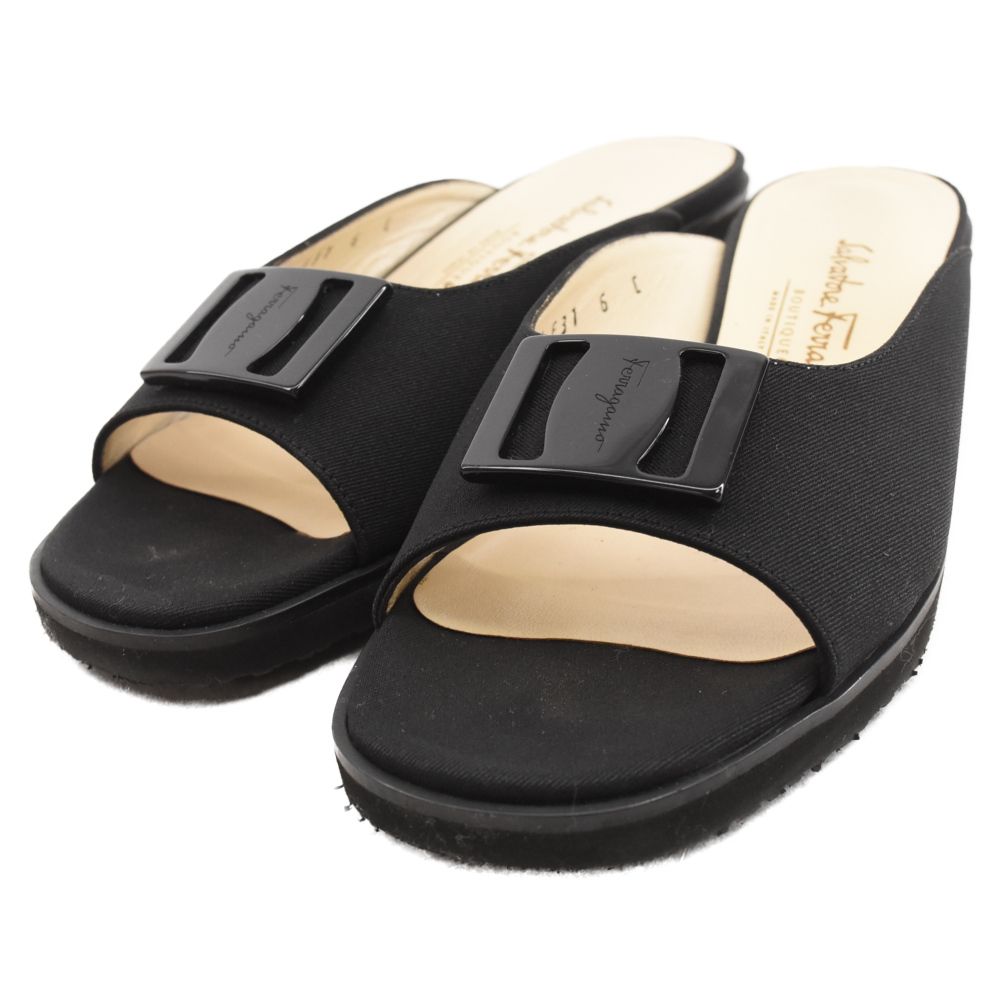 【関税込み】Ferragamo ブラック ロゴプレート ミュール Salvatore Ferragamo (サルヴァトーレ フェラガモ) ロゴプレート