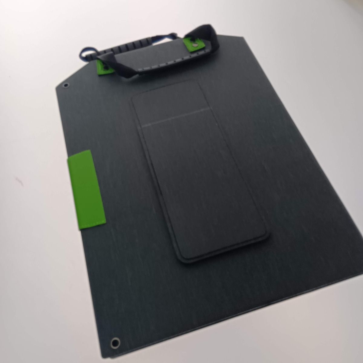 折り畳み式ソーラーパネル60W