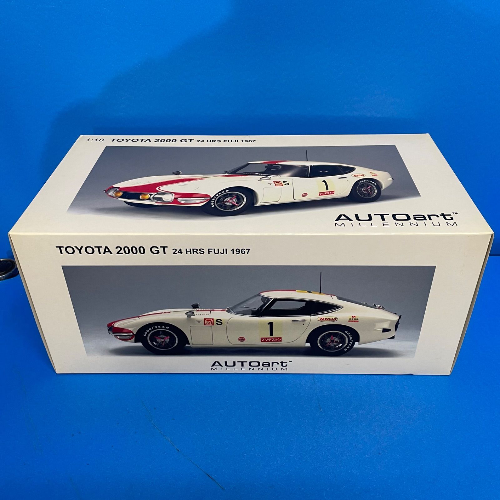 AUTOart 1/18 TOYOTA 2000GT 富士24HRS 優勝車 AUTOart 1/18 TOYOTA 2000GT 富士24HRS 優勝車 AUTOart 1/18 TOYOTA
