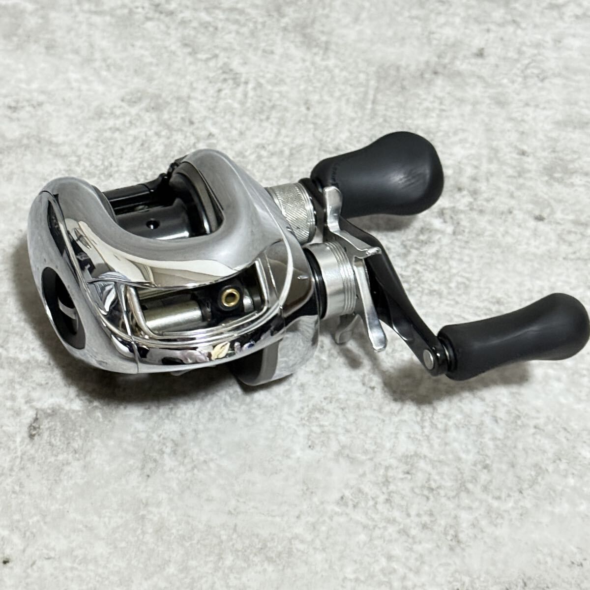SHIMANO