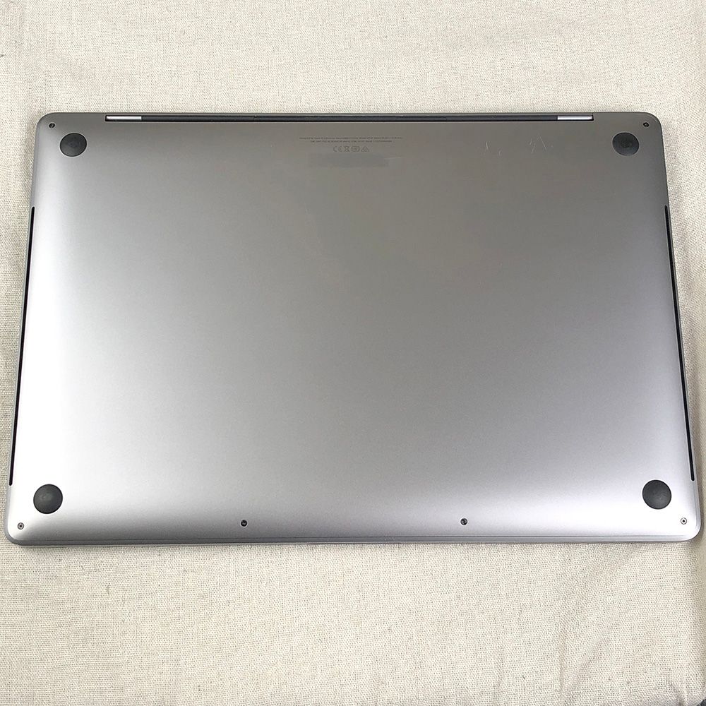 本体のみ】Apple MacBook Pro (16インチ, 2019)【Touch Bar・Radeon
