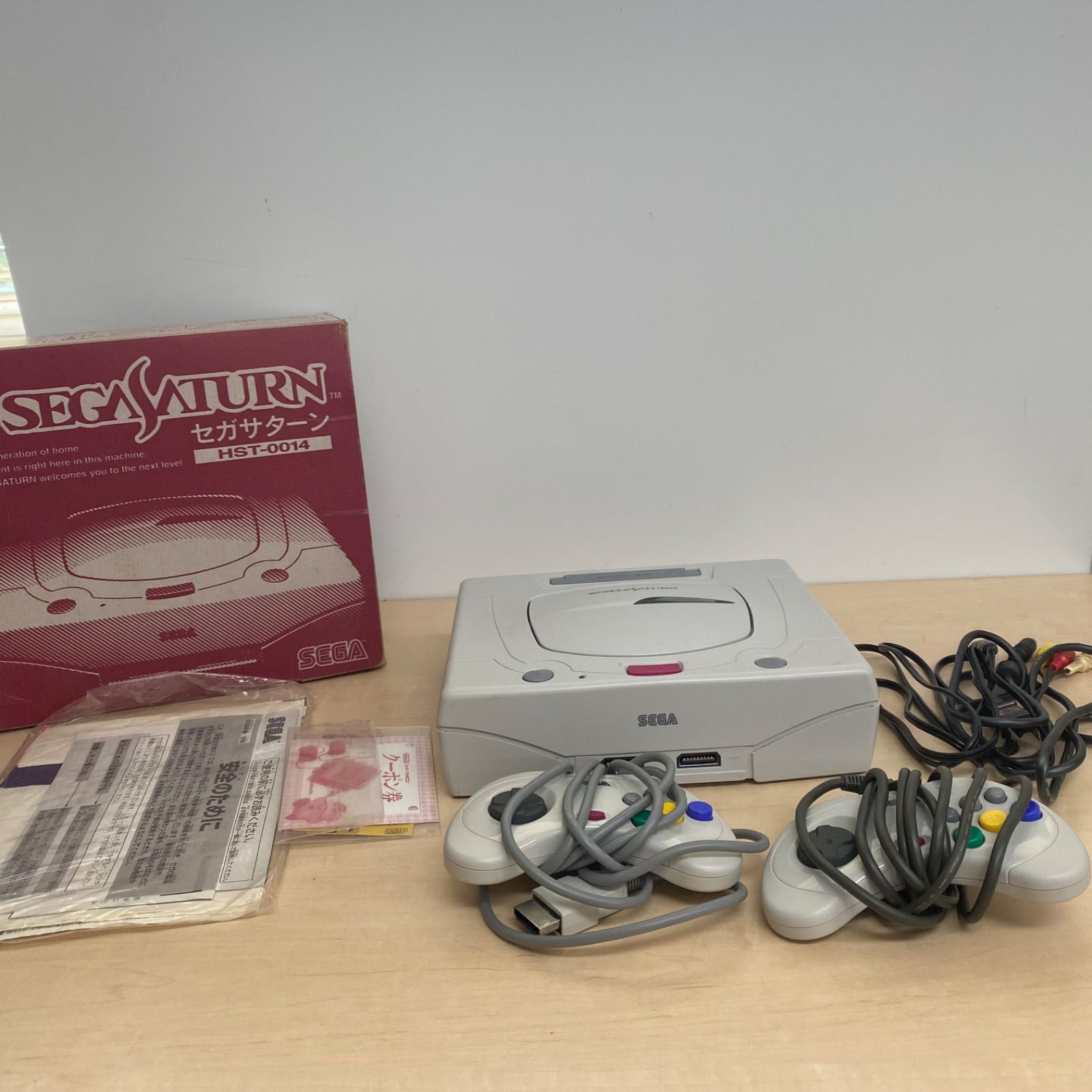 SEGASATURN セガサターン 本体 HST-3220 ゲーム機 D10V